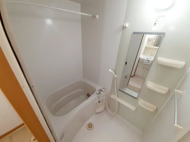 ヴィラージュＢ バス・トイレ別です。