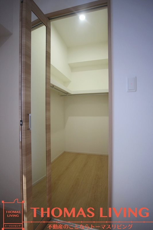 福岡県北九州市小倉北区香春口１丁目 210号室は床、建具ともにナチュラル色のお部屋です♪