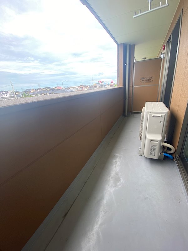 グローリアス行橋Ⅳ  ※別号室の写真です。日当たり良好