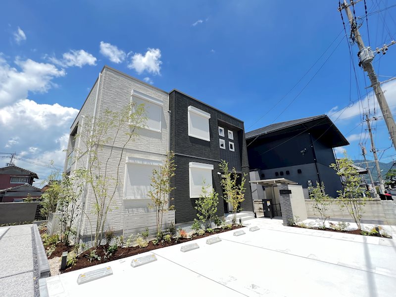 Ａｖｅｎｕｅ　Ｔ・Ｈ しゃ熱断熱複層ガラスで断熱性に優れています。