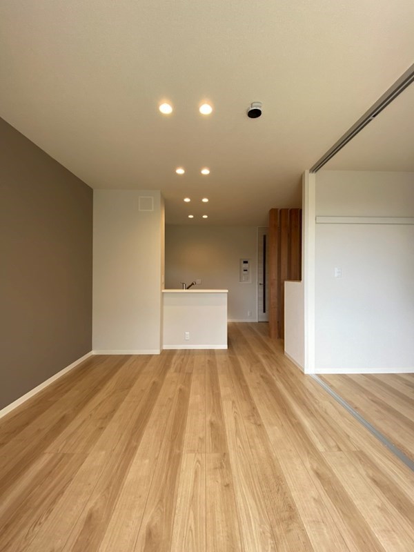 イーグルヴァン ※写真はサンプルです。