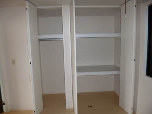 メゾン・シャレマレーア　A棟  収納