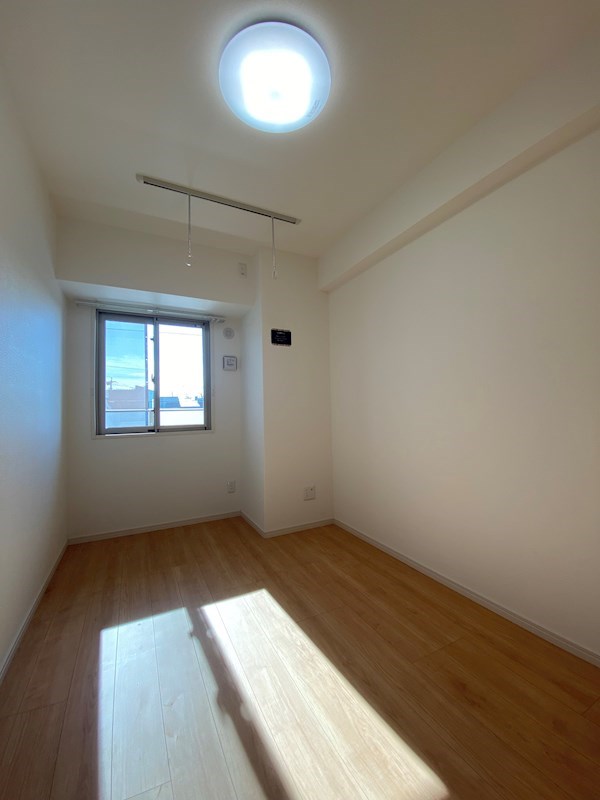 テゾーロ行橋 203号のサンプル画像です。