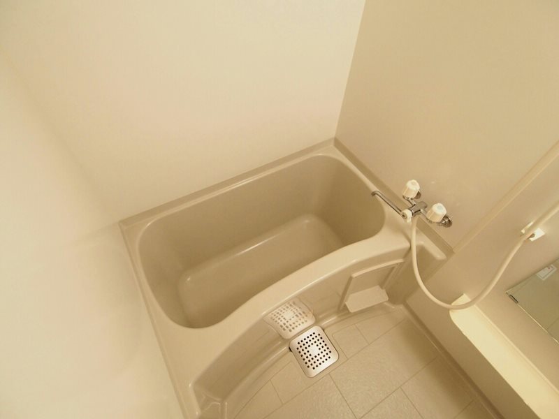 フリーアメニティONE お掃除がしやすいユニットバスです。