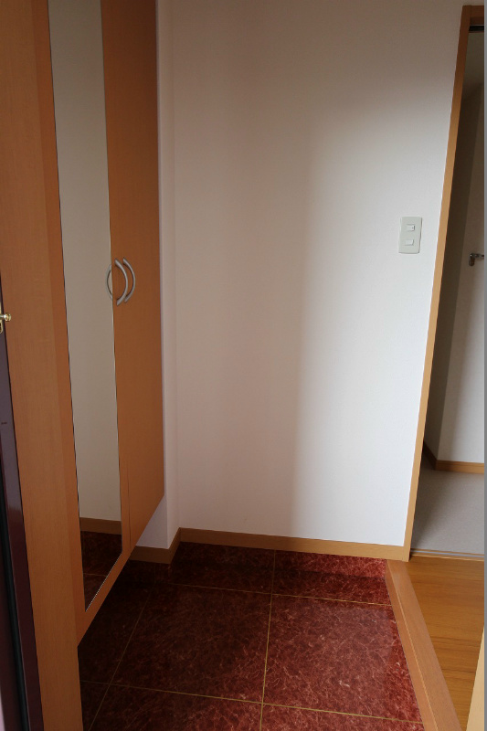 クレール花音 収納付の玄関