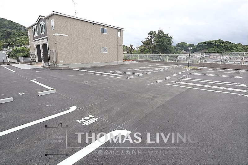 サングレイス橘 A棟 駐車場