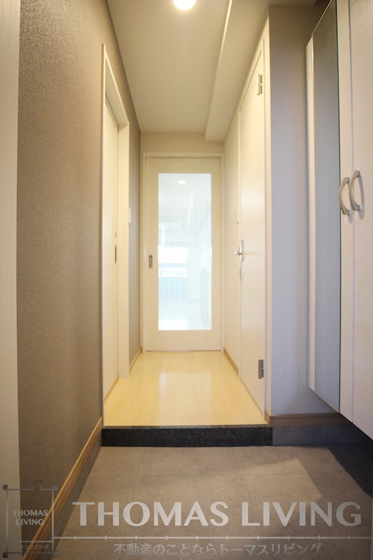 クレスト南小倉 玄関