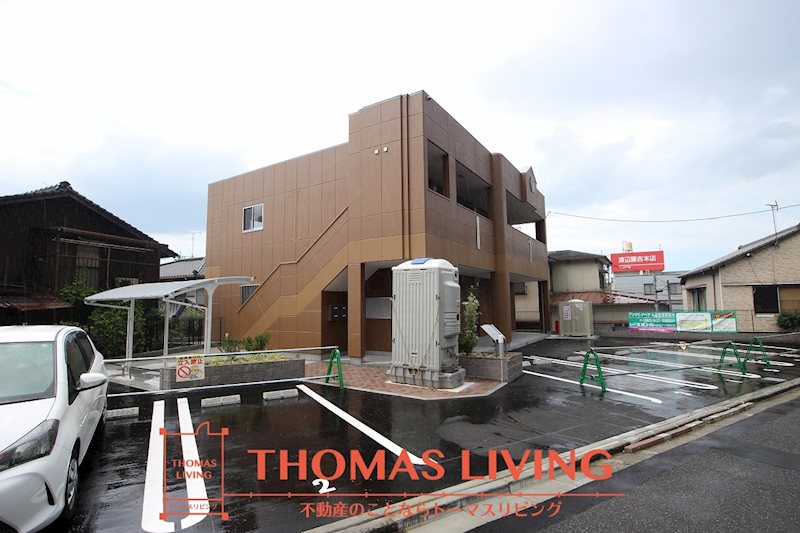 アンリウ・アペゼ 外観