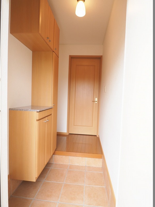 ボヌール美夜古泉　Ｂ棟 玄関