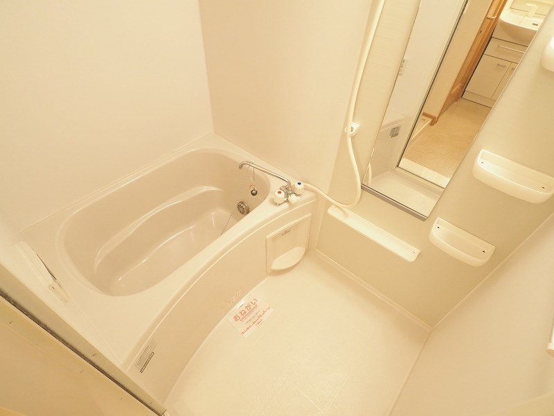 ボヌール美夜古泉　Ｂ棟 バス・シャワールーム