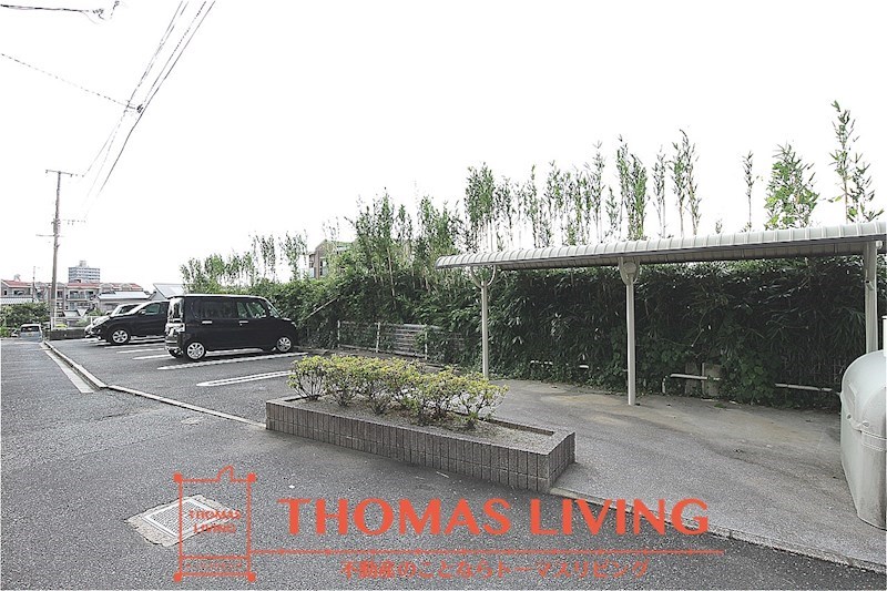 グリーンハウス 駐輪場・駐車場