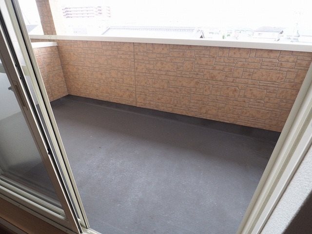 アヴァンツァートヴィレッジ　Ⅱ  ベランダ