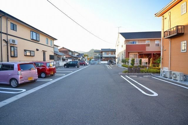 ローレル　コルソ21 駐車場