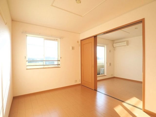 メイユール北泉Ⅱ　Ａ棟 ※同タイプの写真になります。