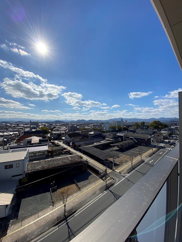 テゾーロ行橋 605号のサンプル画像です。