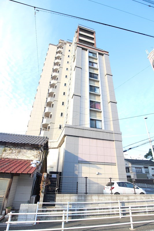 ニューサンリバー13番館 外観