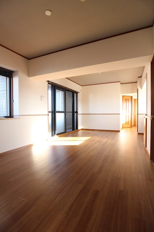 ニューサンリバー13番館 その他