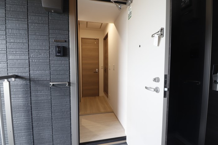 Excellent街角伍番館 玄関