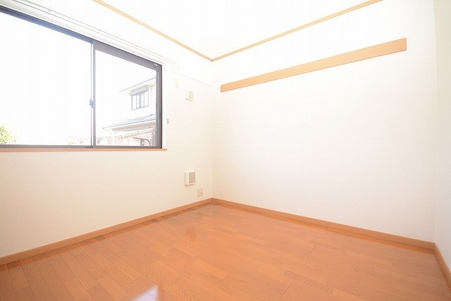 アプローズ参番館 ※同タイプの写真になります。　ベッドも置ける広さです