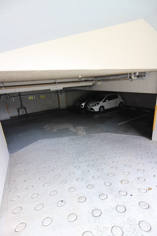 ベルデェ守恒 駐車場