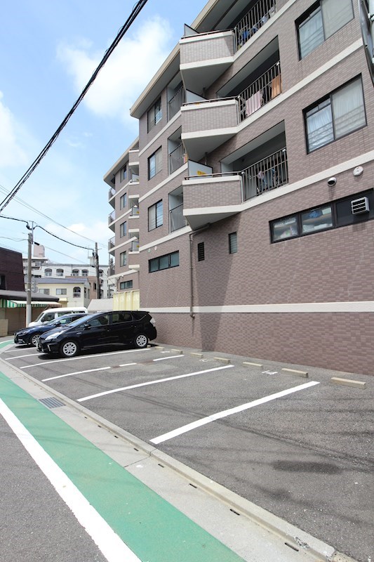 ベルデェ守恒 駐車場