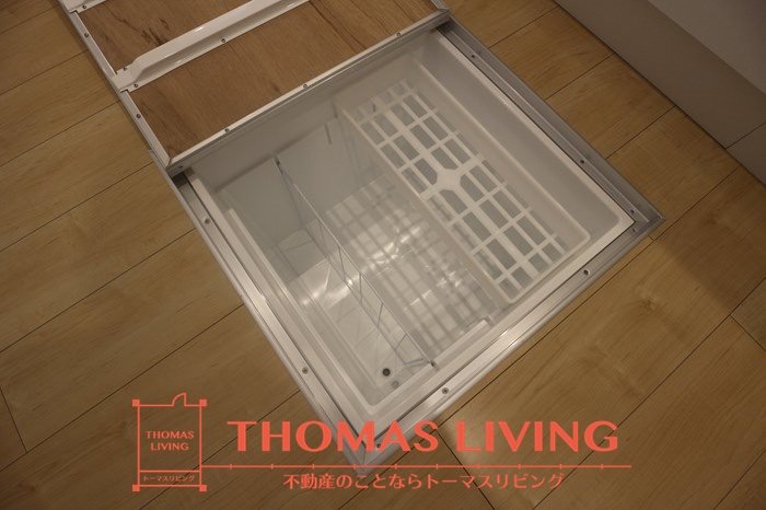 カーサセレーノ A棟 床下収納