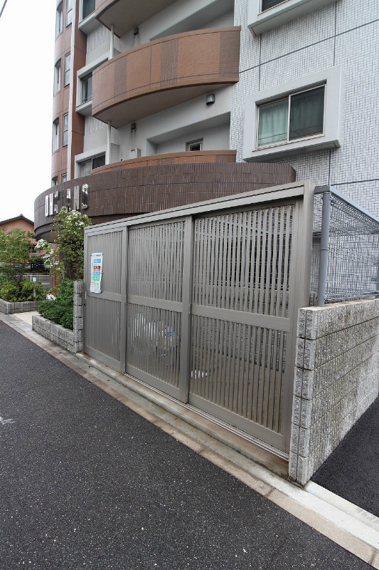オークランドアサート小倉 敷地内ごみ置き場