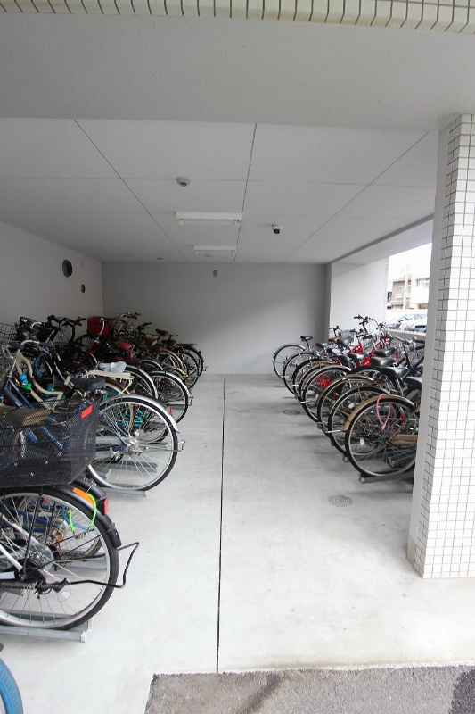 オークランドアサート小倉 駐輪場