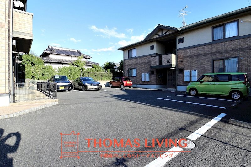 フラージュ　ヴェール M棟 駐車場