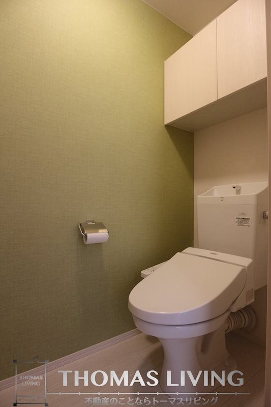 クレール塚の原 C棟  温水洗浄便座付きのトイレです。