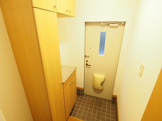 プレミール元町Ⅱ 玄関