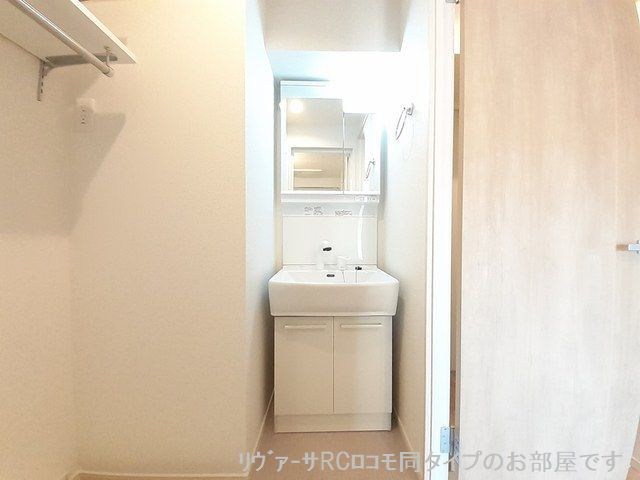 サンスタームーンモナ 洗面所