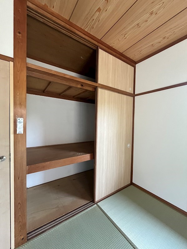 光貞台戸建 収納
