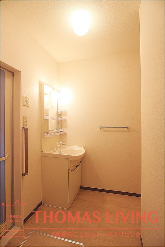 クレール塚の原 A棟  脱衣所のお写真です。