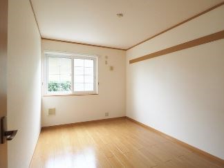 ソレアード中曽根　A棟  ※別号室の写真です。