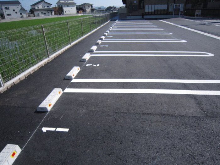 リバーサイドすみのえ 駐車場