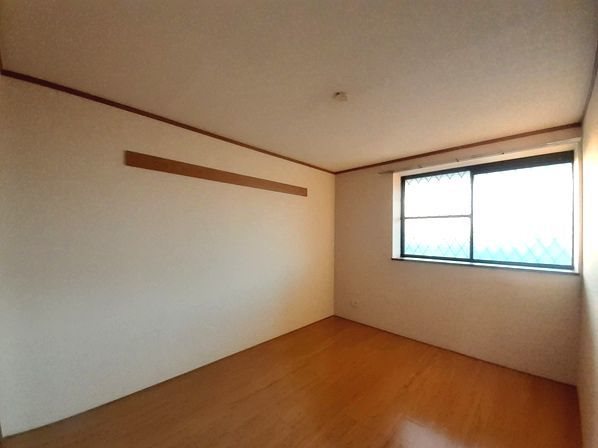 ファミール泉A ベッドルーム