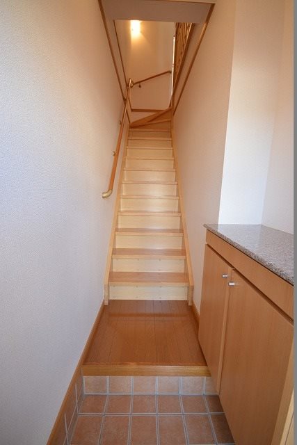 アーバン・フォレスト　A棟 玄関