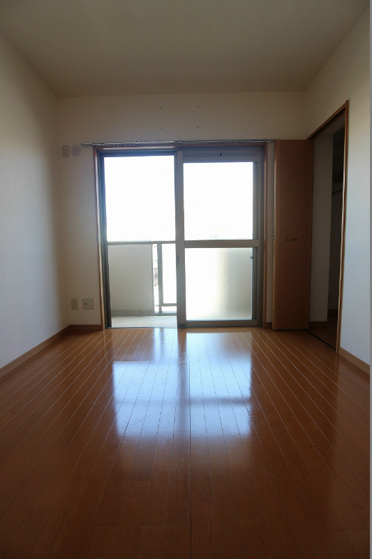 エクセルシティ門司A棟  ※別部屋の写真になります。