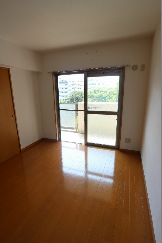 エクセルシティ門司A棟  ※別部屋の写真になります。