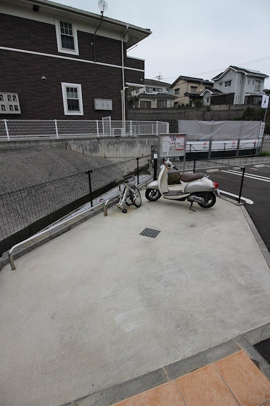 メゾンタウルスⅢ 敷地内にあります。