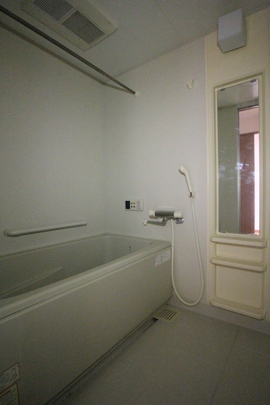 エクセレントリッチ伊崎 ゆったりとできる広さのお部屋です。