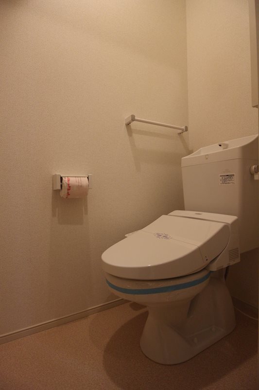 エス・ベル　A棟 ※別号室の写真です。いつでも便座は暖かくなります