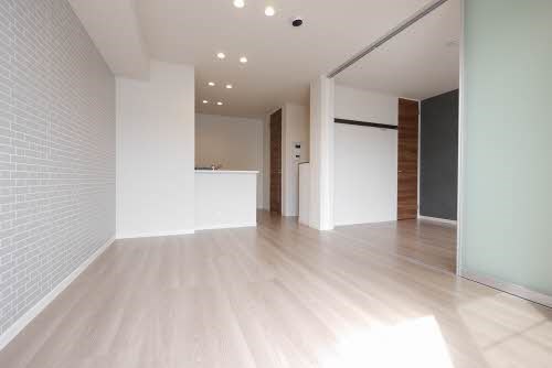 イーグルヴァン ※別号室の写真です