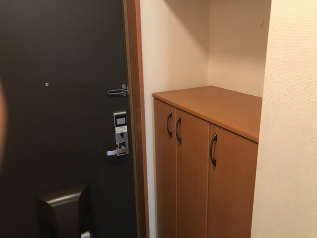 プルメリア 玄関