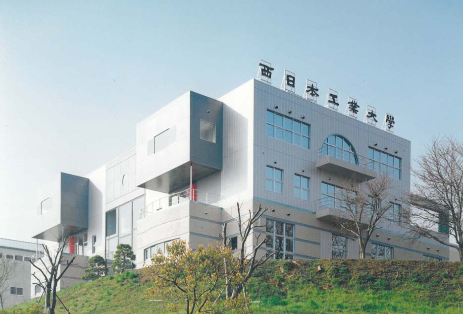 エルメゾン OGURA 私立西日本工業大学