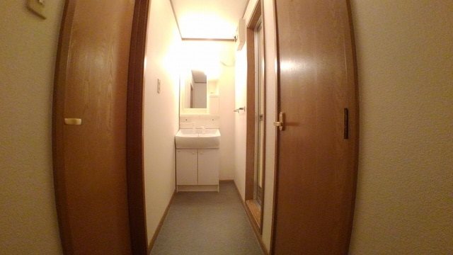 サンルーム和 洗面所