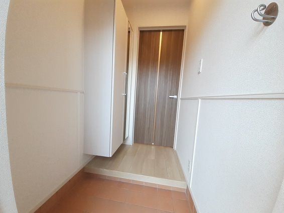 コスモス　E 玄関